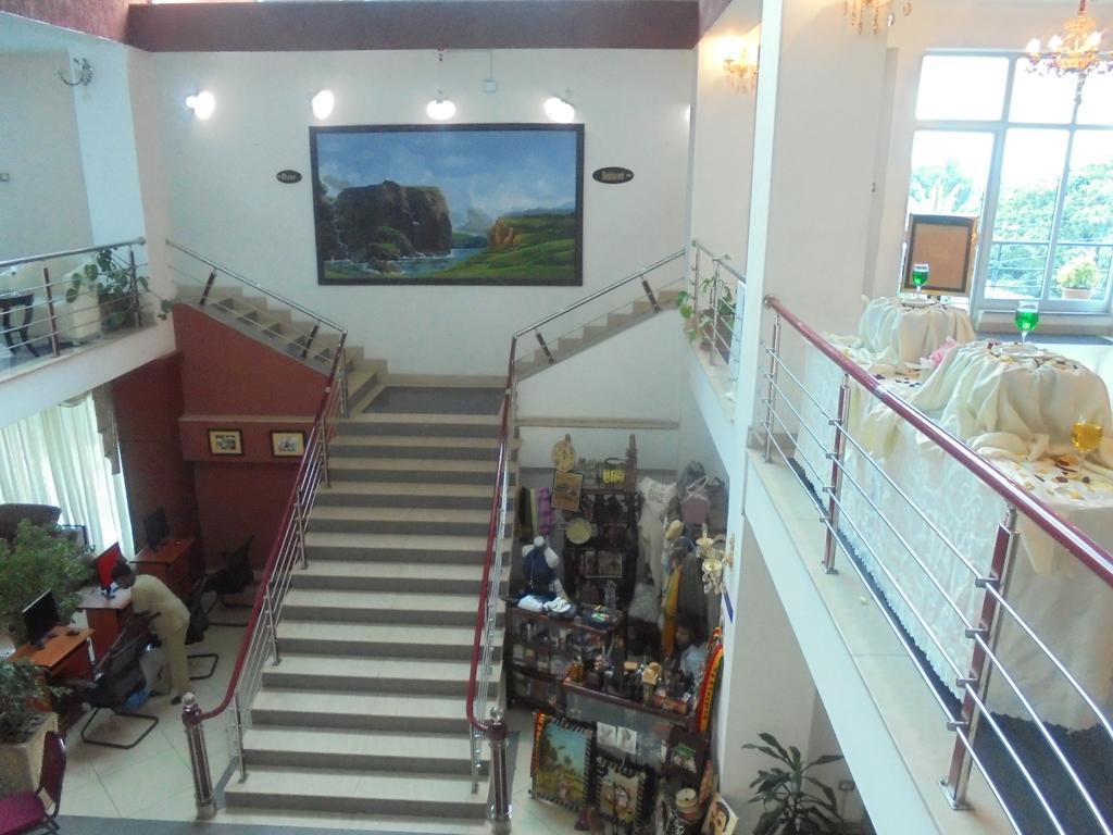 Sarem International Hotel 亚的斯亚贝巴 外观 照片